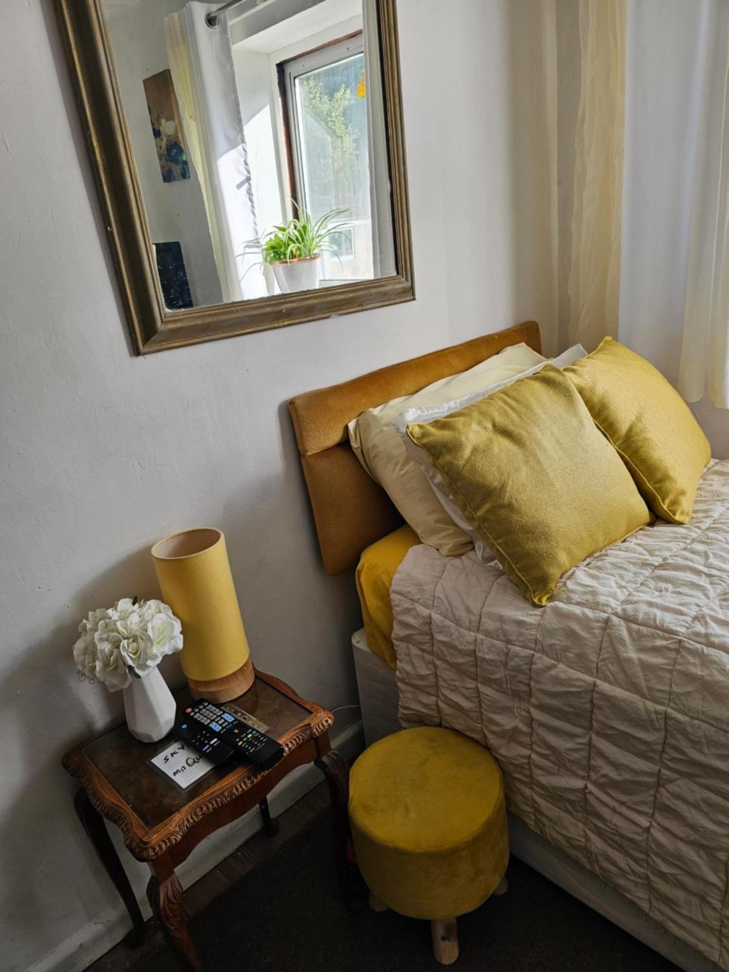 Cuisinease Apartamento Ollerton Exterior foto